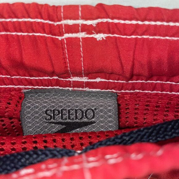 Speedo Swim Trunks Men’s Size 52 Red Blue Drawstring Inseam 9 Abrasions - Picture 2 of 12